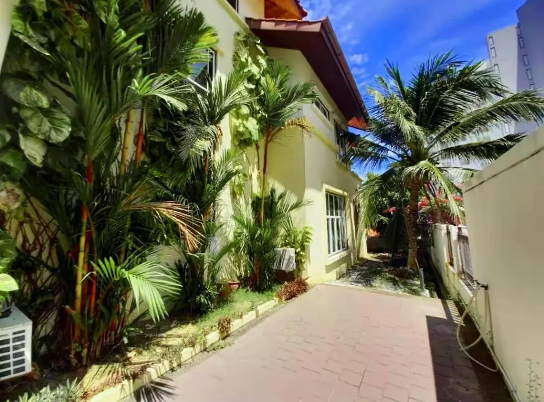 25 Guests Batu Feringhi Miami Beach Miami Villa Batu Feringgi